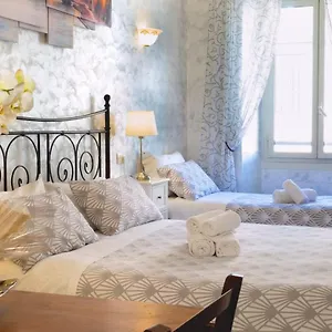 Rossana House ゲストハウス